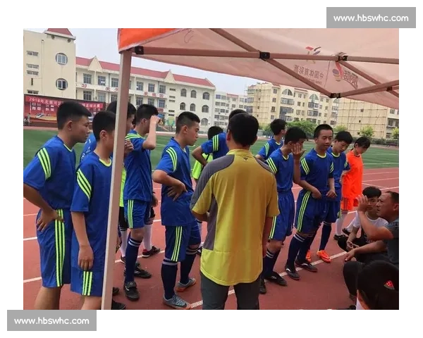 足球比赛中高效防守战术体系解析与实战运用策略及临场应变要点深度 - 副本 - 副本 (4)